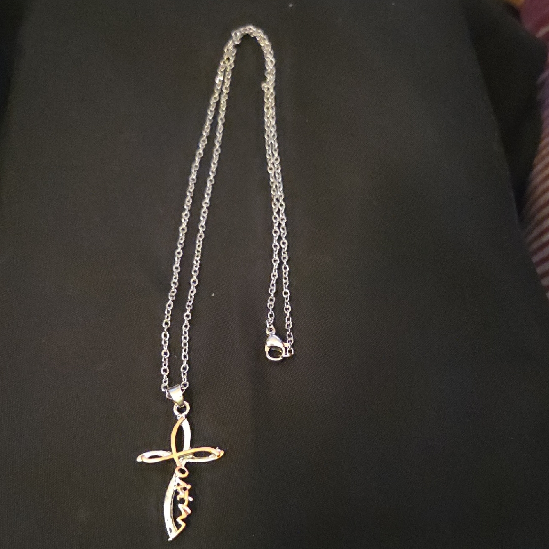 Chic Two-Tone Cross Faith Pendant Necklace 5$